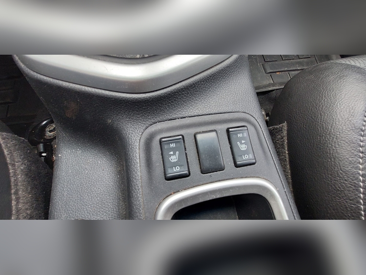 Nissan Navara 2.3 190CV foto 8